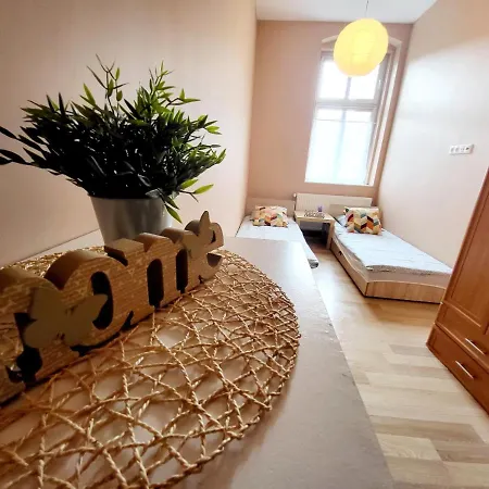 Tanie Spanie Przy Targach Poznanskich - Zameldowanie Bezobslugowe- Apartment Exterior photo