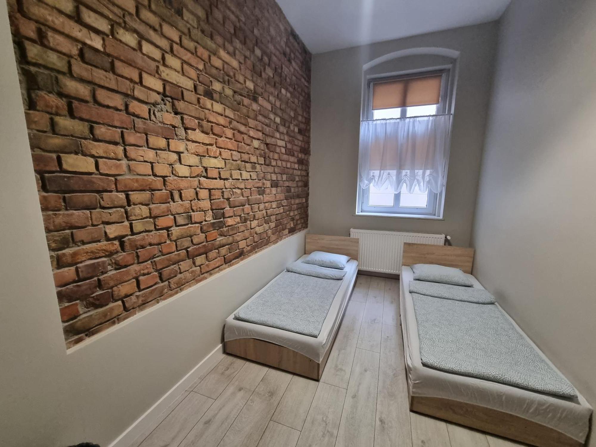 Tanie Spanie Przy Targach Poznanskich - Zameldowanie Bezobslugowe- * Poznan