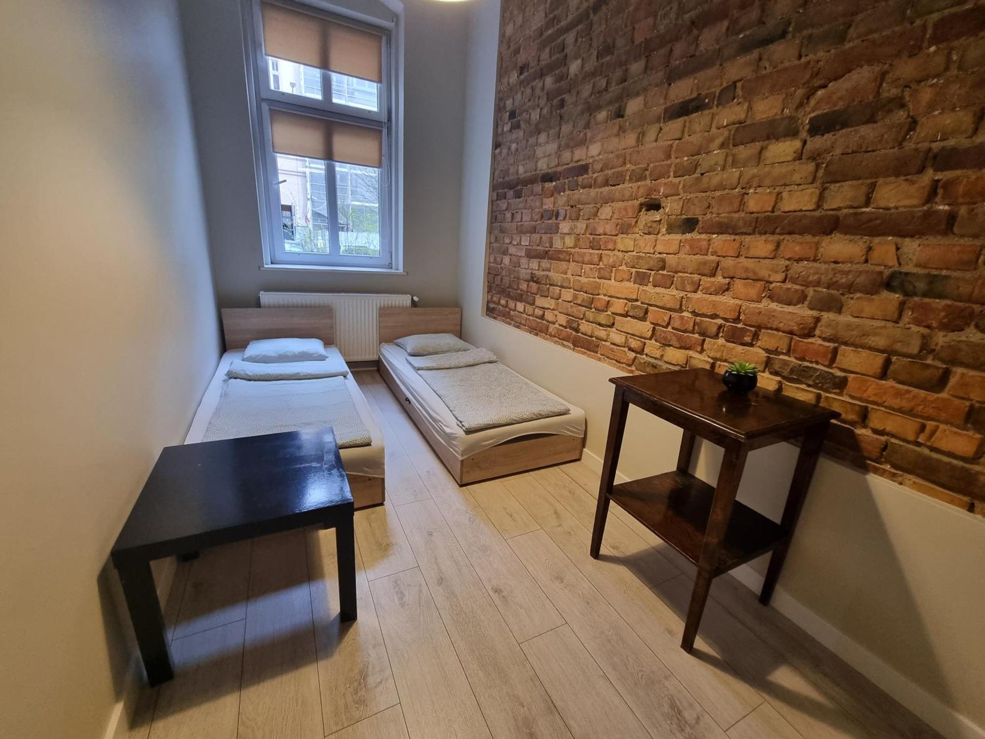 Tanie Spanie Przy Targach Poznanskich - Zameldowanie Bezobslugowe- Homestay